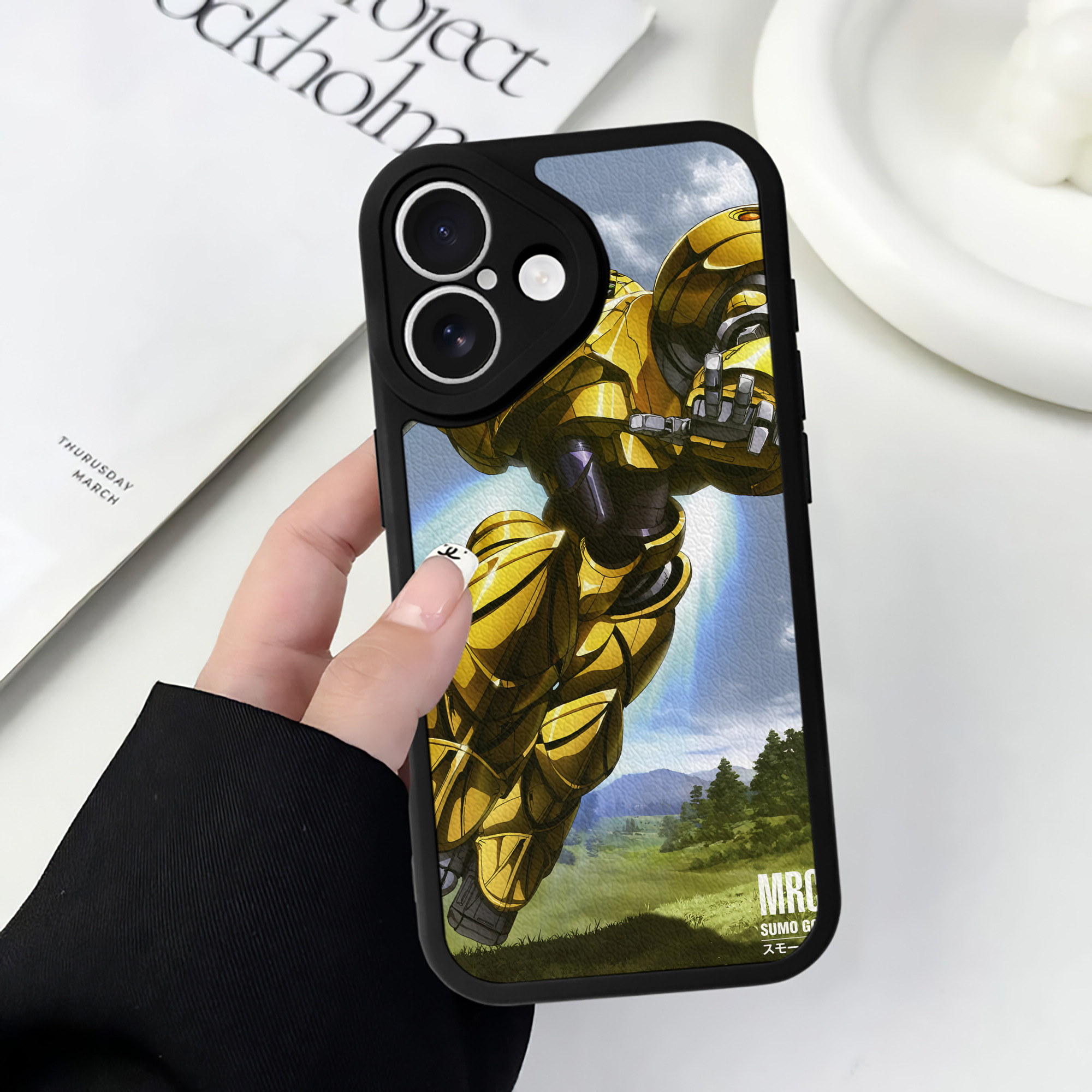 （画像用） 機動戦士ガンダム Mobile Suit Gundam 【iPhone 16シリーズ対応】シリコンスマホケース（レザー調） 材質：シリコン